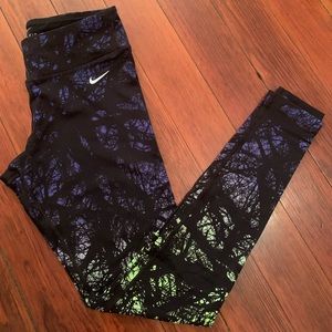 Nike workout leggings | Size Medium